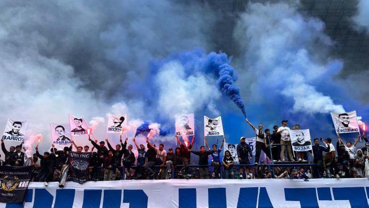 Pemain Persib Dikagetkan Bobotoh, Bandingkan Brasil Dan Galatasaray
