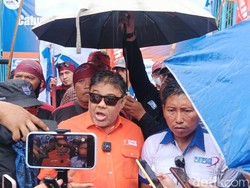 Pengusaha Plastik Klaim Tak Ada PHK, Buruh: Tunggu 3 Bulan Lagi
