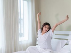 5 Kebiasaan di Pagi Hari yang Dapat Membuat Wajah Terlihat Awet Muda