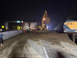 Kronologi Tol Bocimi Tertutup Longsor hingga Kini Dibuka Lagi
