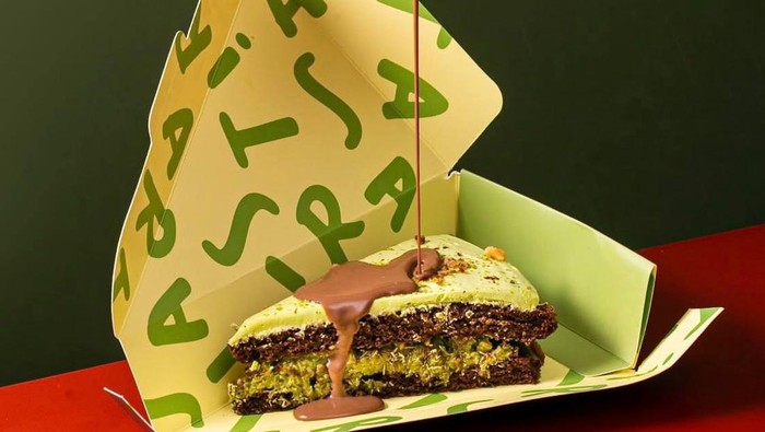 8 Rekomendasi Makanan Serba Choco Pistachio yang Wajib Kamu Coba