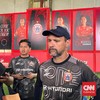 Pelatih Persija Mauricio Souza kecewa tak bisa menjamu Persib di Jakarta.
