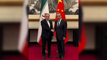 Poin-poin Pertemuan Menlu China-Iran saat Situasi Tegang di Hormuz