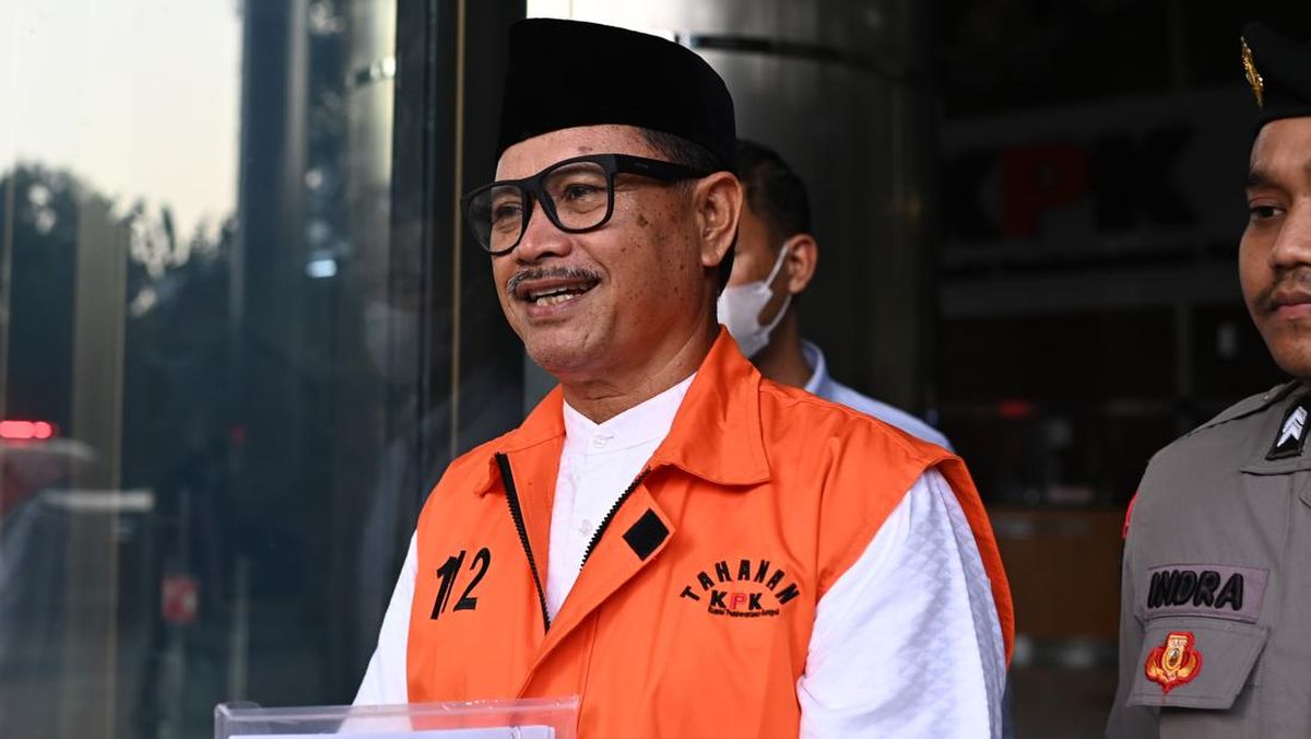 Wali Kota Madiun Nonaktif Maidi Didakwa Terima Suap Rp10,7 Miliar