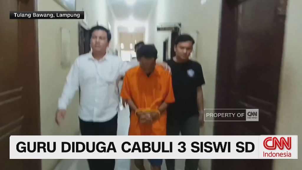 VIDEO: Bejat! Guru Diduga Cabuli 3 Siswi SD Dalam Kelas