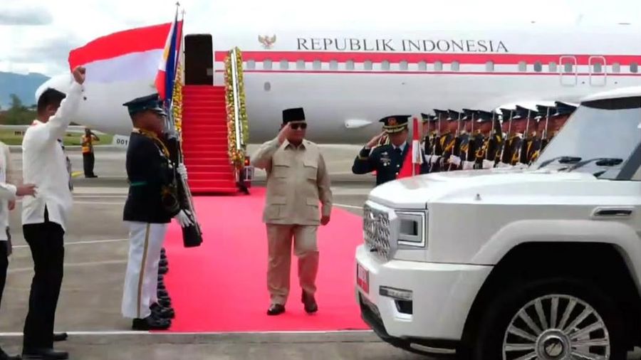 Presiden Republik Indonesia Prabowo Subianto berbareng delegasi terbatas tiba di Cebu, Filipina, Kamis (7/5/2026), untuk menghadiri Konferensi Tingkat Tinggi (KTT) ke-48 ASEAN.