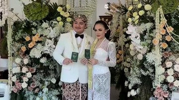 Gosip Terkini Selebriti Insertlive : Pernikahan Aksa Putra Sulung Soimah yang Penuh Haru