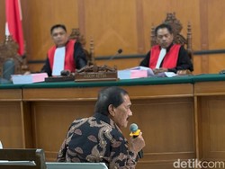 Ayah Angkat Eks Kajari Enrekang Akui Terima Rp 100 Juta dari Pihak Berperkara