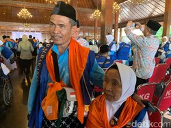 Kisah Mbah Kasmi, Calhaj Tertua Asal Solo yang Rela Tunda Keberangkatan 3 Kali