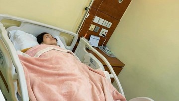 Update Informasi Selebriti InsertLive : 7 Potret Kondisi Chika Jessica Usai Mendadak Minta Doa dan Jalani Operasi