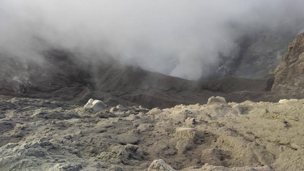 2 WNA Hilang di Gunung Dukono Terlacak Berjarak 30 M dari Bibir Kawah