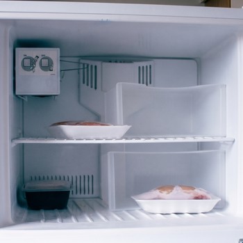 Mengapa Freezer Kulkas Tidak Memiliki Lampu? Ini Alasannya