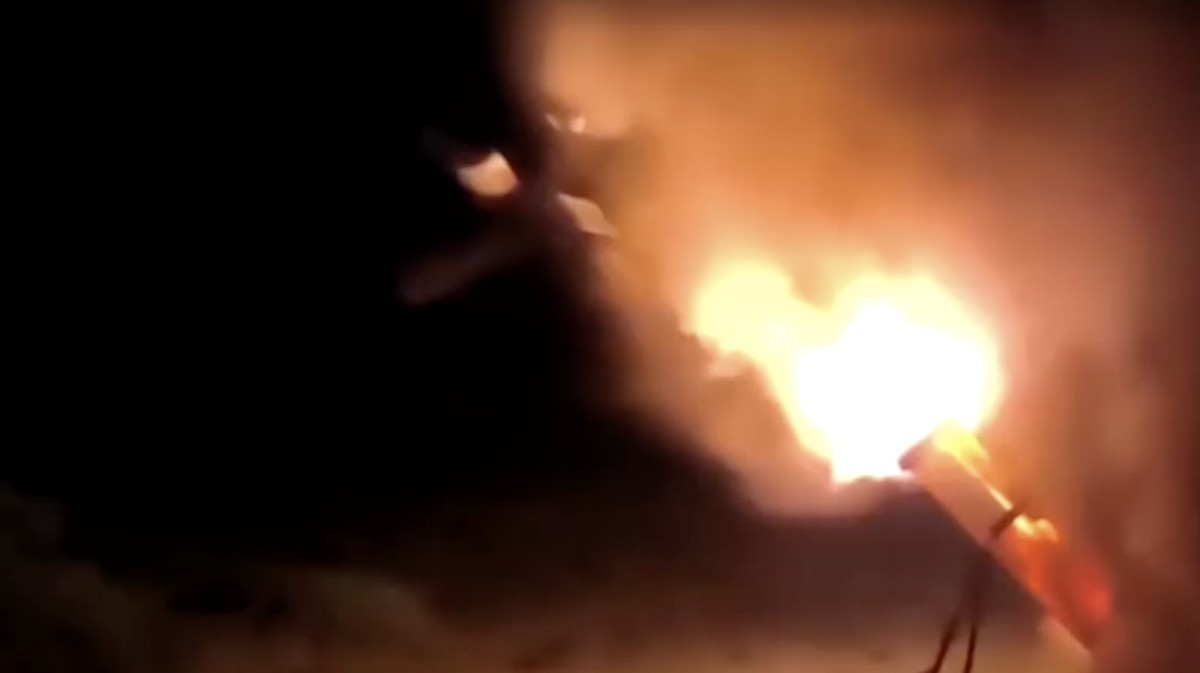 Perang Meletus Lagi, Amerika Gempur Iran Hancurkan Markas Rudal-Drone