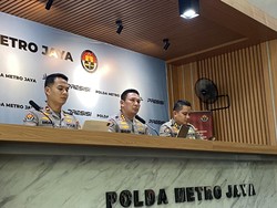 Kesaksian Sopir Taksi Green SM: Mesin Mati di Perlintasan hingga Pintu Terkunci