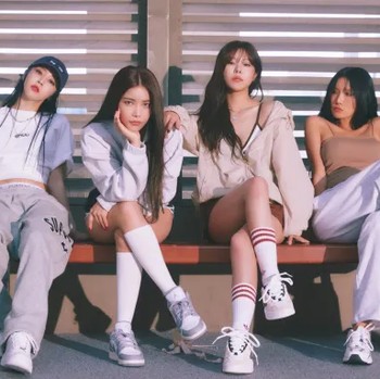 MAMAMOO Ungkap Teaser Pertama untuk Comeback '4WARD'