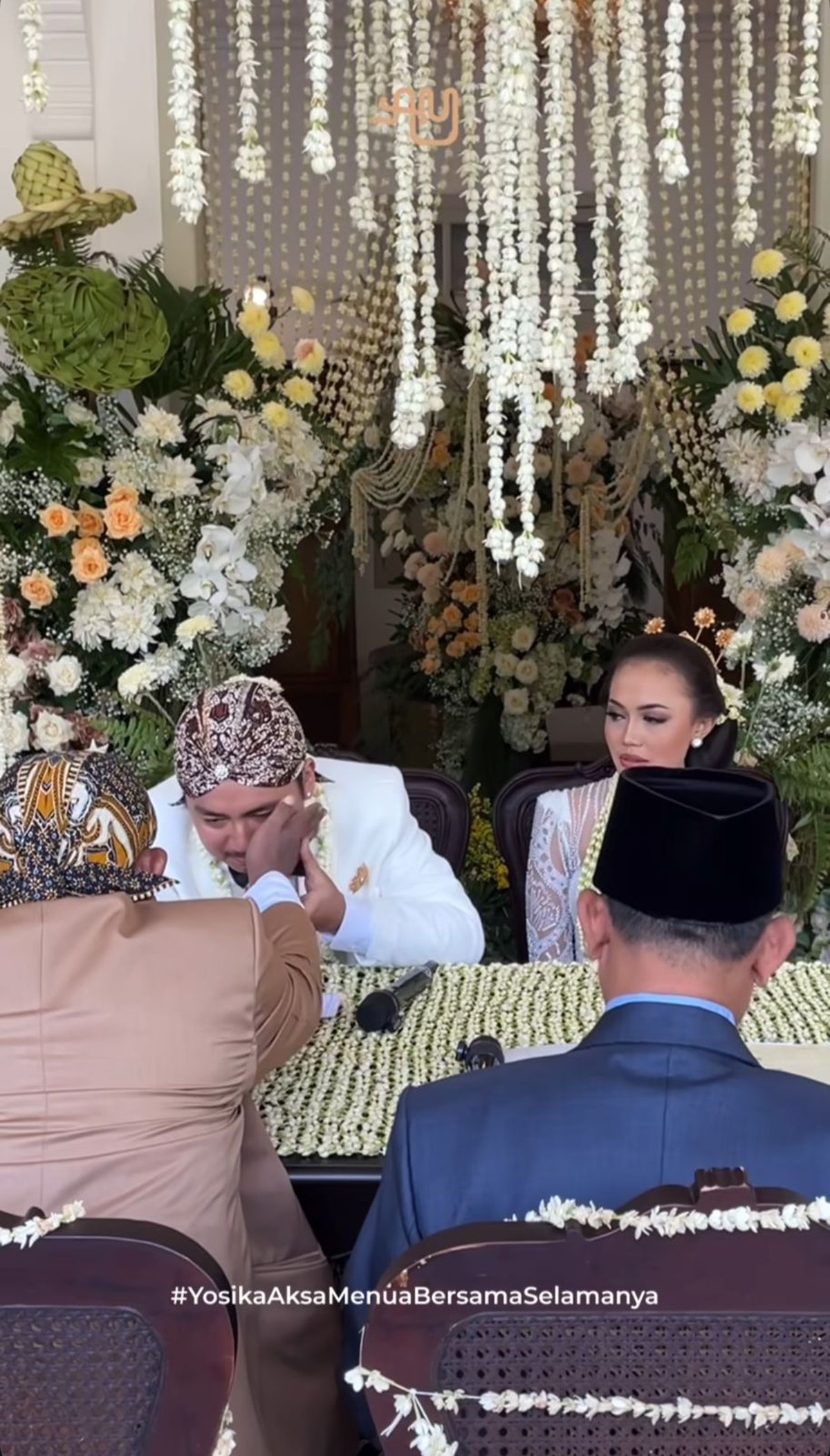 Pernikahan Aksa Uyun dan Yosika