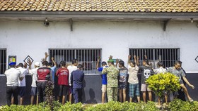 FOTO: Razia Narkoba di Lapas Digelar Rutin