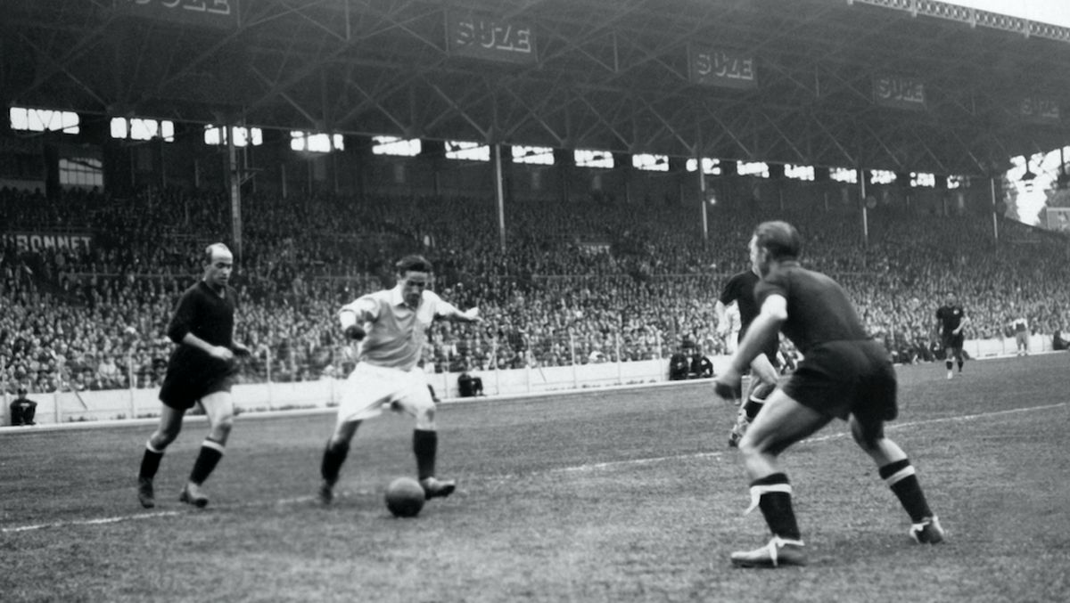 Piala Dunia 1938: Ambisi Mussolini, Hindia Belanda Ikut Serta