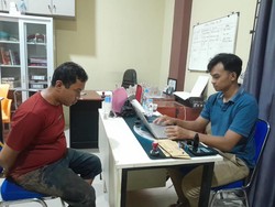 Suami di Pringsewu Tikam Istrinya Diduga karena Cemburu