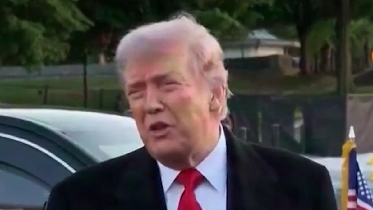 Kata-kata Trump usai Iran Gempur Kapal Perang AS saat Gencatan