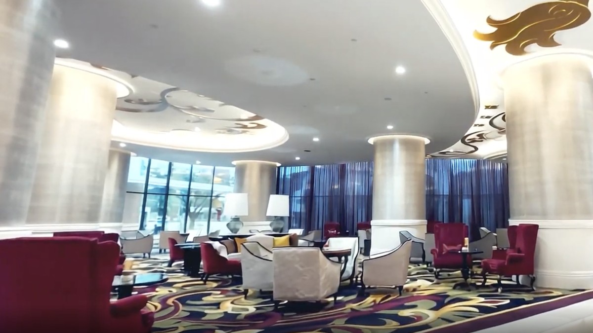 Staycation 'Sultan' Cuma Rp999 Ribu di The Trans Luxury Hotel Surabaya