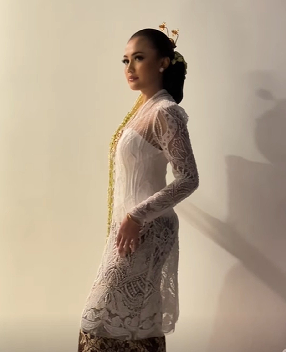 Yosika Ayumi
