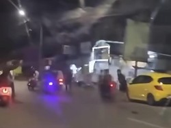Pedagang Pasar Senggol Makassar Diserang Geng Motor Saat Bongkar Lapak