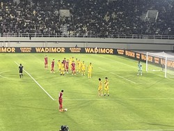Persis Vs Persebaya Tuntas Tanpa Pemenang