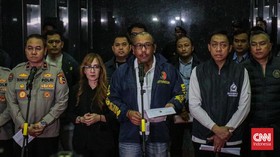 Polisi Sita Uang Rp1,9 Miliar dari Markas Judi Online Hayam Wuruk