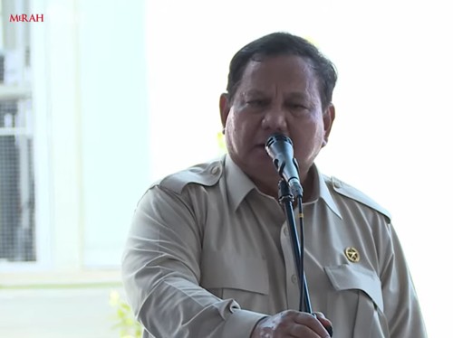 Prabowo Kejar Semua Ruang Kelas di Sekolah Punya Layar Pintar 2027