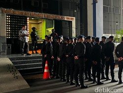 Polri Amankan Ratusan WNA Terkait Judol di Perkantoran Hayam Wuruk