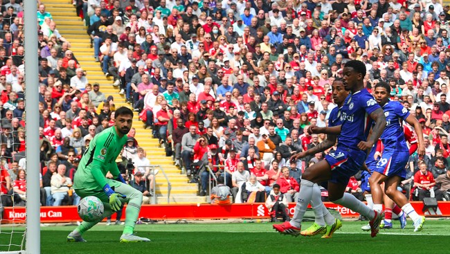Liverpool vs Chelsea berakhir 1-1 dalam pertandingan Liga Inggris 2025/2026 yang diwarnai dua gol yang dianulir wasit di Stadion Anfield, Sabtu (9/5) malam WIB.
