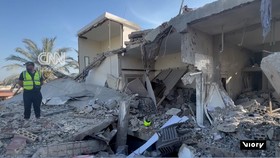 Porak Poranda Kota Tura di Lebanon Dihantam Israel, 4 Orang Tewas