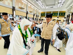 Kloter 12 Embarkasi Palembang Bertolak ke Jeddah