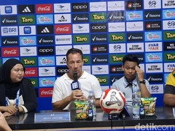 Van Gastel Senang PSIM Akhirnya Menang, tapi...