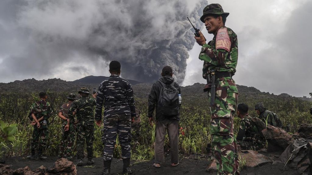 Singapura Urus Kepulangan Warganya yang Jadi Korban Erupsi Dukono