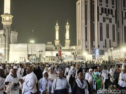Gubernur Kano Nigeria Beri 200 SAR dan Ihram Gratis bagi Jemaah Hajinya