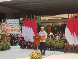 Zulhas Sebut Sampah Bisa Jadi Rebutan Saat Insinerator Jakarta Beroperasi