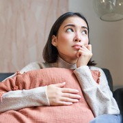 5 Penyebab Seseorang Suka Bengong, Termasuk Kamu?