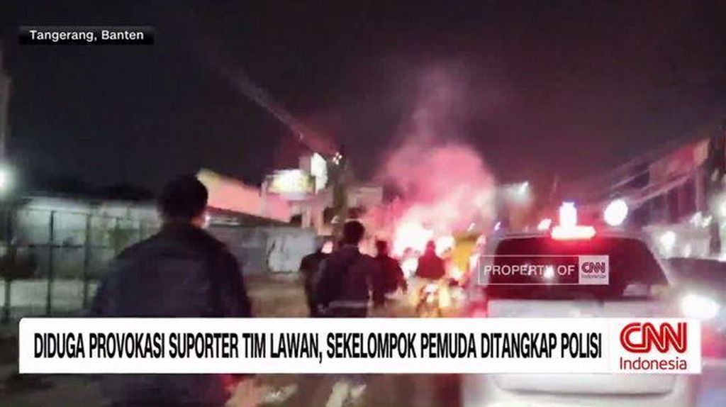 VIDEO: Bentrokan Antar Suporter Tim Sepak Bola di Sejumlah Wilayah