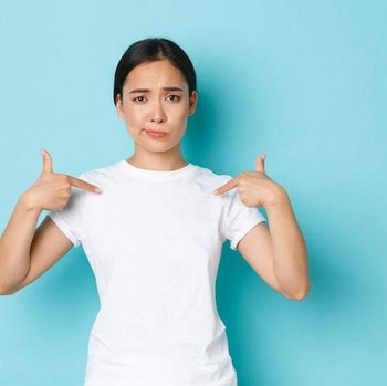 Kenali 9 Bahan Pakaian yang Bisa Memicu Bau Badan
