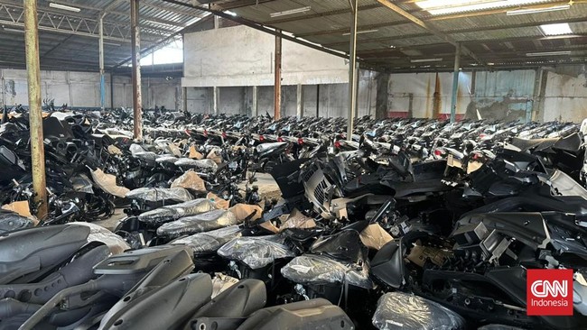 Kepolisian mengungkap gudang motor ilegal milik Indobike Dua Enam, perusahaan ini sudah mengekspor nyaris 100 ribu unit sejak 2022.