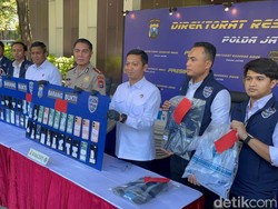 Penipuan Jual-Beli Mobil Modus Skema Segitiga Untung Miliaran per Bulan