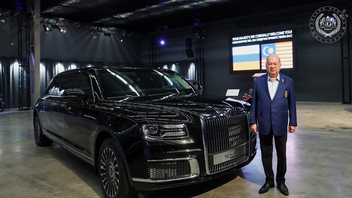 Raja Malaysia Sultan Ibrahim Koleksi Mobil Mewah Vladimir Putin