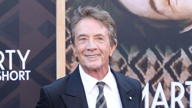 Martin Short akhirnya buka suara soal tragedi kematian mendadak putrinya, Katherine, pada Februari 2026 dalam usia 42 tahun.