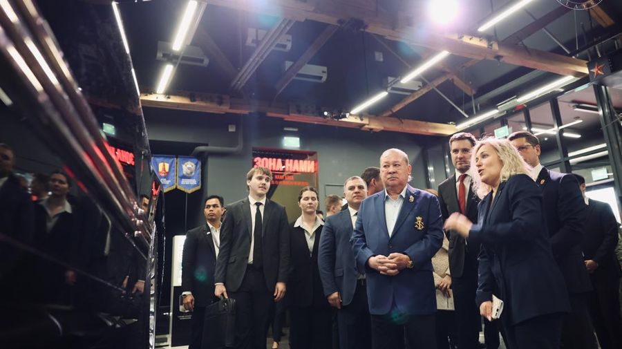 Pemilikan limosin Aurus Senat oleh KDYMM SPB nan di Pertuan Agong Sultan Ibrahim disifatkan sebagai satu penghormatan spesial melambangkan hubungan erat serta persahabatan kukuh antara Malaysia dan Persekutuan Rusia, Senin (11/5/2026). (Tangkapan l