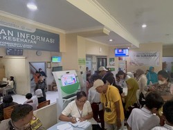 200 Siswa dari 12 Sekolah di Surabaya Keracunan Massal MBG