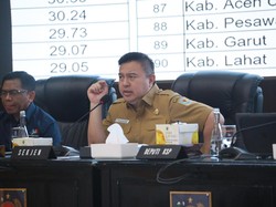 Sekjen Kemendagri Minta Pemda Atasi Kenaikan Harga Komoditas Cabai Merah