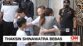 VIDEO: Thaksin Shinawatra Bebas