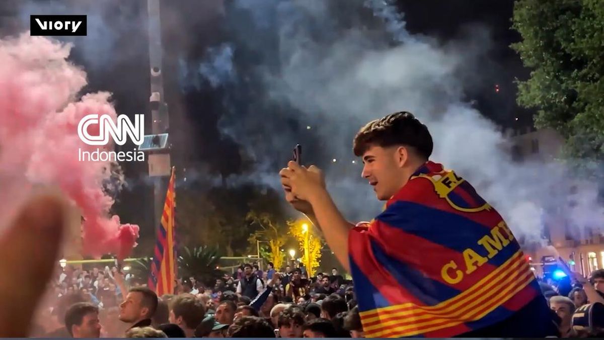 Euforia Fans Barcelona Rayakan Juara La Liga Dan Menang El Clasico